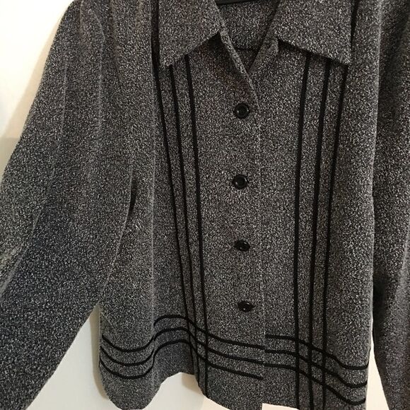 Kathie Lee Shirt Jacket! Super classy - Picture 2 of 4